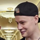 Слова из песни SHAMAN высекли на огромном памятнике: смотрим реакцию артиста