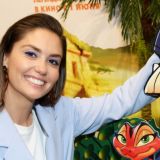 Полная противоположность Прилучному: Муцениеце вышла в свет под руку с мужчиной