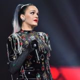 Раздобревшую за праздники певицу Славу невозможно узнать: Нужно сбросить 15 килограммов