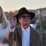 Веселая вдова Юдашкина появилась в компании галантного мужчины