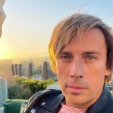 Скитающегося по миру Галкина* выгнали из еще одной страны