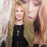 Теперь понятно все: почему Пугачева и Киркоров стали звездами номер один в России / Правда от продюсера Виктора Кинна 