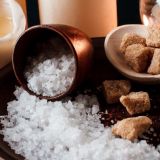 Советы сельской ведуньи: 3 рецепта с использованием соли / Мощная защита от порчи