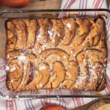 Вкусное угощение старорусской кухни / Готовим каравай из гренок и яблок / Месить тесто не потребуется