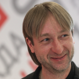 Плющенко рассказал о перенесенной операции на позвоночнике