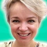 Цымбалюк-Романовская назвала имя любимого и удивила поцелуем