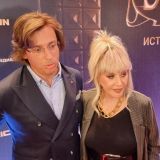 Вся колода: Пугачеву с мужем-иноагентом пригласили на антироссийский шабаш Вайкуле