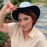 Сябитова шокировала рассказом об угрозах бандита взорвать ее машину