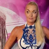 Волочкова в купели показала своего пушистика