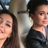 Дочь Заворотнюк откровенно рассказала о борьбе с жутким стрессом после смерти актрисы