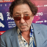 С молодой невестой Лепса случилось ужасное во время отдыха в Европе