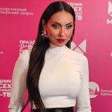 Адвокат заявил о желании Абрамова сохранить семью с Алсу на фоне бракоразводного скандала