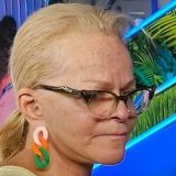 Правдивые фото: как 68-летняя Лариса Долина выглядит без макияжа и фотошопа