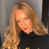 Новый спутник был вынужден отдуваться за появившуюся на публике Ходченкову