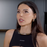 Многодетная Самойлова открестилась от старшей дочери: Не в моей компетенции