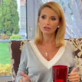 Уставшая от горя экс-звезда 