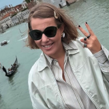 Вышедшая в свет Собчак потрясла браслетом по цене квартиры в Москве