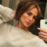 55-летняя Дженнифер Лопес вышла из себя после реплики журналиста о ее возрасте