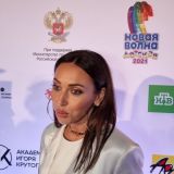 Алсу обратилась к бывшему мужу с просьбой