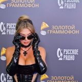 Угроза жизни и отмена концертов: где сейчас овдовевшая Анна Седокова