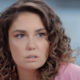 В день рождения сына Агата Муцениеце улетела на Мальдивы