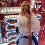 Ольга Бузова отмечает 39-летие: эти факты из жизни певицы вы точно упустили