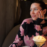 Беременная Заворотнюк отказалась рожать в Москве и покинула Россию