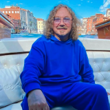 Перенесший серьезную операцию Николаев избавляется от элитной недвижимости 