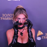 Седокова в свадебном платье после трагедии всполошила россиян на шоу 