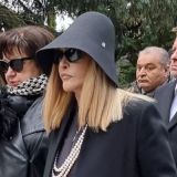 От этих-то никто не ожидал: среди поддержавших беглянку Пугачеву оказались российские звезды