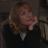 64-летнюю Яковлеву экстренно увезли в больницу из-за резкой боли