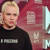 Сотрудник салона связи задержан за 