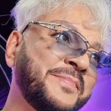 Филипп Киркоров впервые после смерти отца вышел в свет под ручку с высокой блондинкой