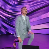 Столкнувшийся с трудностями Билан не может въехать в свою новую квартиру