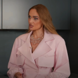 Водонаева страдает после бессонной ночи из-за проделок сына: Ужасно себя чувствую