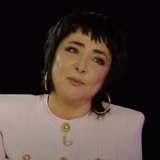 Лолита публично сделала непристойное предложение молоденькому певцу