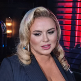 Сбежавшая от жениха Семенович ошарашила заявлением о своих пышных формах