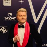 Потерявший почву под ногами Николай Басков взвыл во весь голос Потерявший почву под ногами Николай Басков взвыл во весь голос