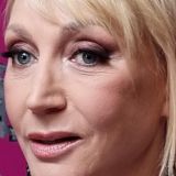 Окончательно разорвавшая связи с родиной Орбакайте продолжает грести деньги из российских источников