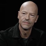 Разведенного Бондарчука заподозрили в отношениях с молоденькой