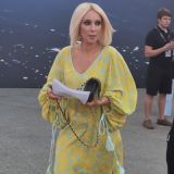 Упала в ноги Крутому и пустилась в пляс: Кудрявцева удивила коллег на собственном юбилее