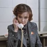 Тест: отгадайте фильм СССР по кадру с женщиной и телефоном