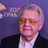 80-летнего Юрия Антонова экстренно увезли в больницу с 