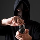 Долина открыла ящик Пандоры: как пенсионеры отбирают квартиры у честных покупателей