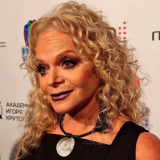 Получит ли оскандалившаяся Долина 