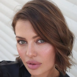 Боня вышла на связь после заявления об увеличении ягодиц: Обсудим мой целлюлит?