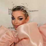 Волочкова откровенно заявила о проблемах в  с семье: Звонят, когда нужны только деньги